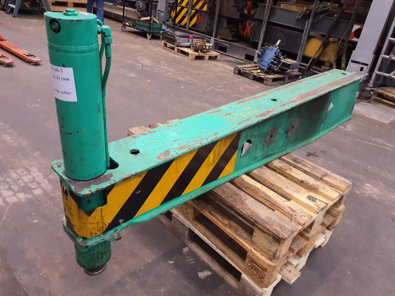 FAUN ATF 60-3 rear outrigger beam - Piekare - Autoceltnis: foto 2 FAUN ATF 60-3 rear outrigger beam - Piekare - Autoceltnis: foto 2