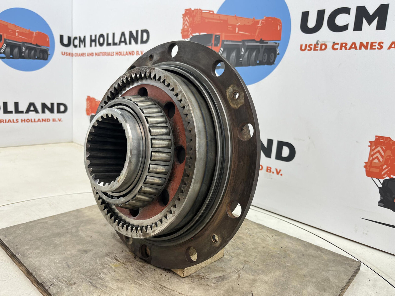 FAUN HK 40 planetary gear 27-18-65-24-4pl-H64-24 - Sānpārvads - Autoceltnis: foto 3 FAUN HK 40 planetary gear 27-18-65-24-4pl-H64-24 - Sānpārvads - Autoceltnis: foto 3