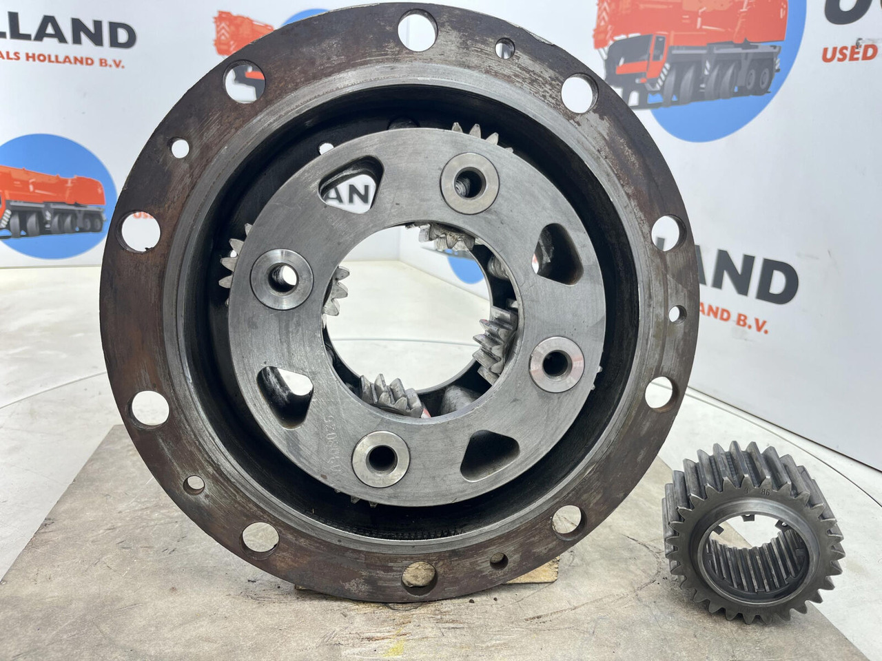 FAUN HK 40 planetary gear 27-18-65-24-4pl-H64-24 - Sānpārvads - Autoceltnis: foto 5 FAUN HK 40 planetary gear 27-18-65-24-4pl-H64-24 - Sānpārvads - Autoceltnis: foto 5