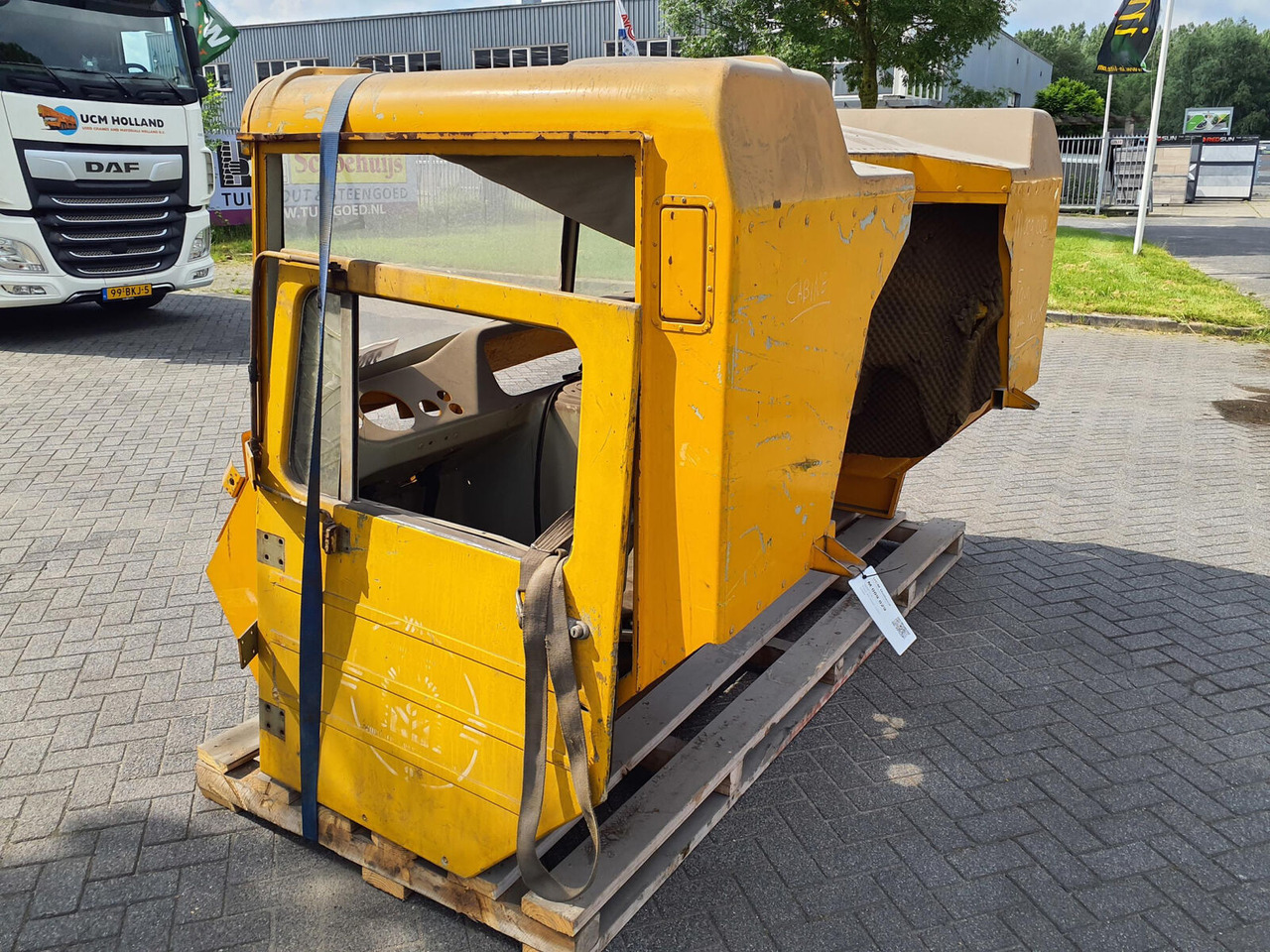 FAUN KF lower cabin - Kabīne - Autoceltnis: foto 4 FAUN KF lower cabin - Kabīne - Autoceltnis: foto 4