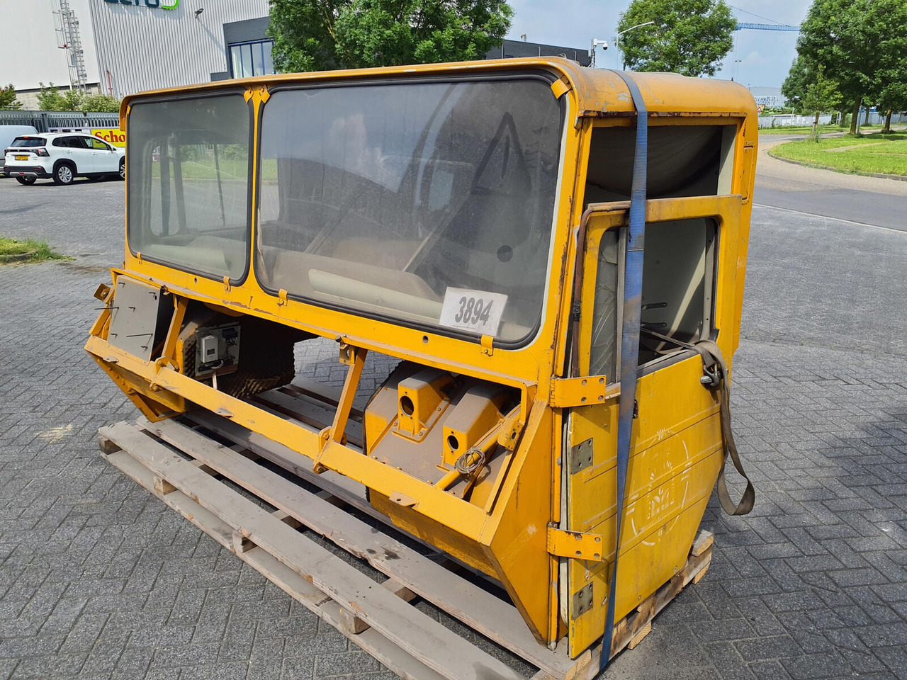 FAUN KF lower cabin - Kabīne - Autoceltnis: foto 2 FAUN KF lower cabin - Kabīne - Autoceltnis: foto 2