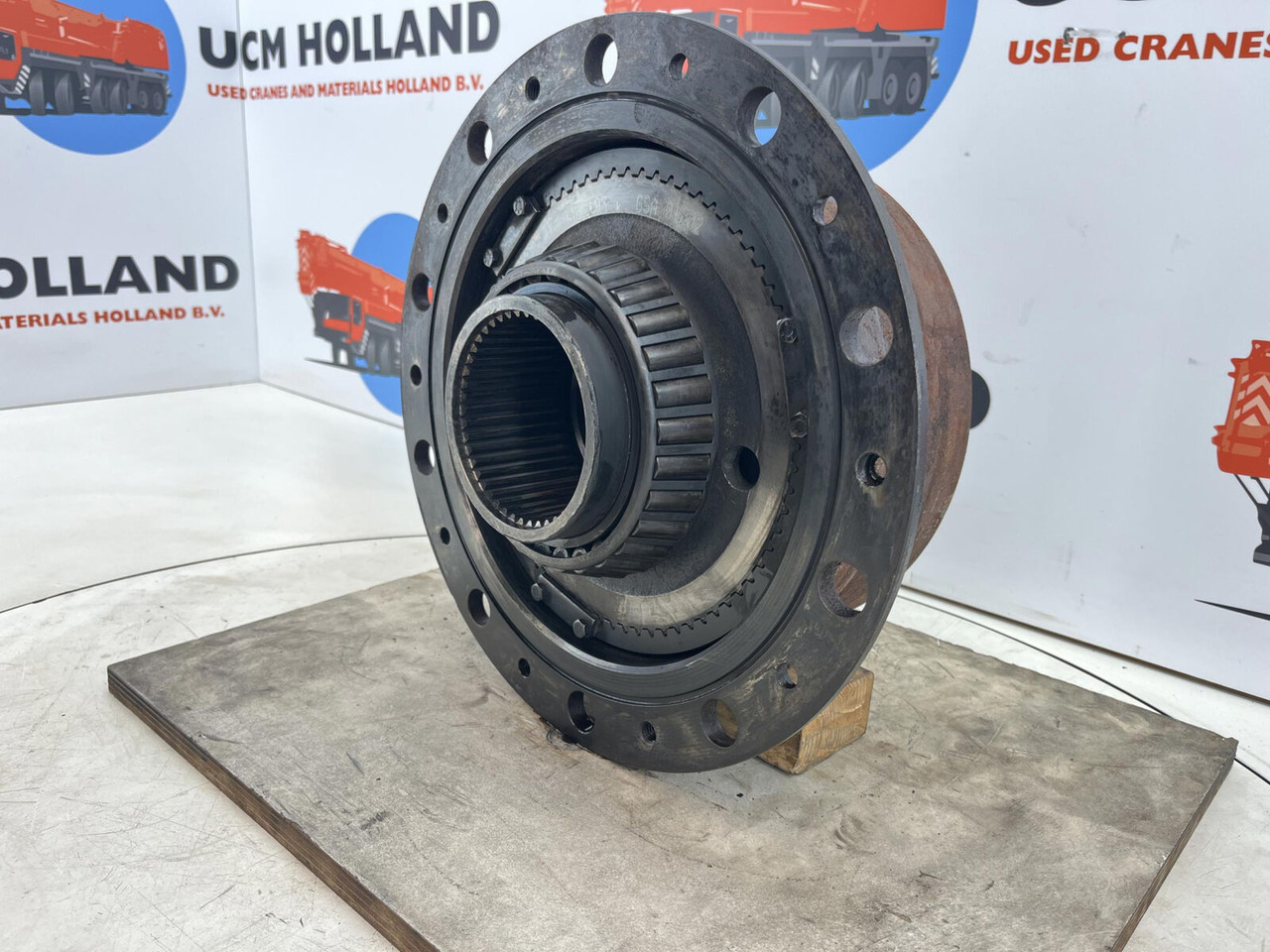 FAUN RTF 30-2 planetary gear 22-25-74-38-4pl-H137-46 - Sānpārvads - Autoceltnis: foto 3 FAUN RTF 30-2 planetary gear 22-25-74-38-4pl-H137-46 - Sānpārvads - Autoceltnis: foto 3