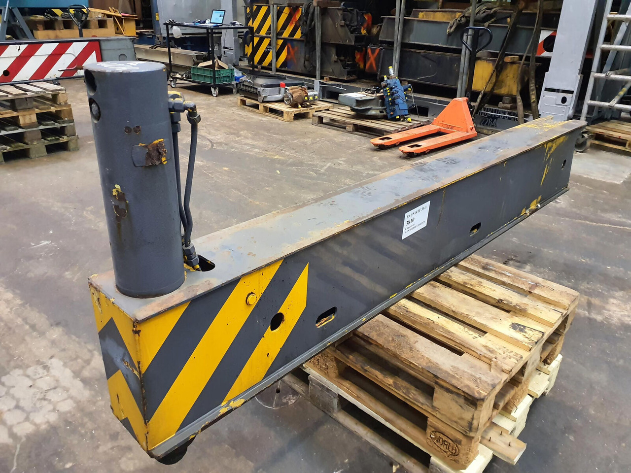 FAUN RTF 50-3 outrigger beam front complete - Piekare - Celtnis: foto 2 FAUN RTF 50-3 outrigger beam front complete - Piekare - Celtnis: foto 2