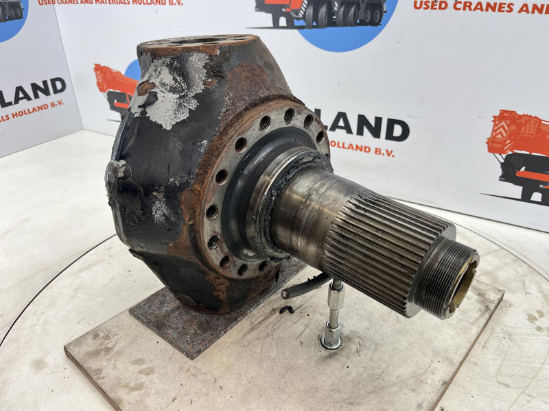 Faun ATF 45-3 Steering knuckle 16 holes axle 3 - Grozāmass - Celtnis: foto 3 Faun ATF 45-3 Steering knuckle 16 holes axle 3 - Grozāmass - Celtnis: foto 3