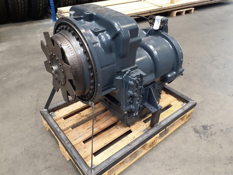 Faun RTF 50-3 Clark gearbox - Pārnesumkārba - Celtnis: foto 2 Faun RTF 50-3 Clark gearbox - Pārnesumkārba - Celtnis: foto 2