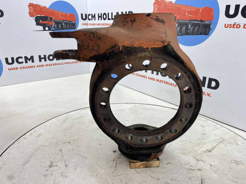 Faun RTF 50 Steering knuckle 16 holes axle 1 right - Grozāmass: foto 2 Faun RTF 50 Steering knuckle 16 holes axle 1 right - Grozāmass: foto 2