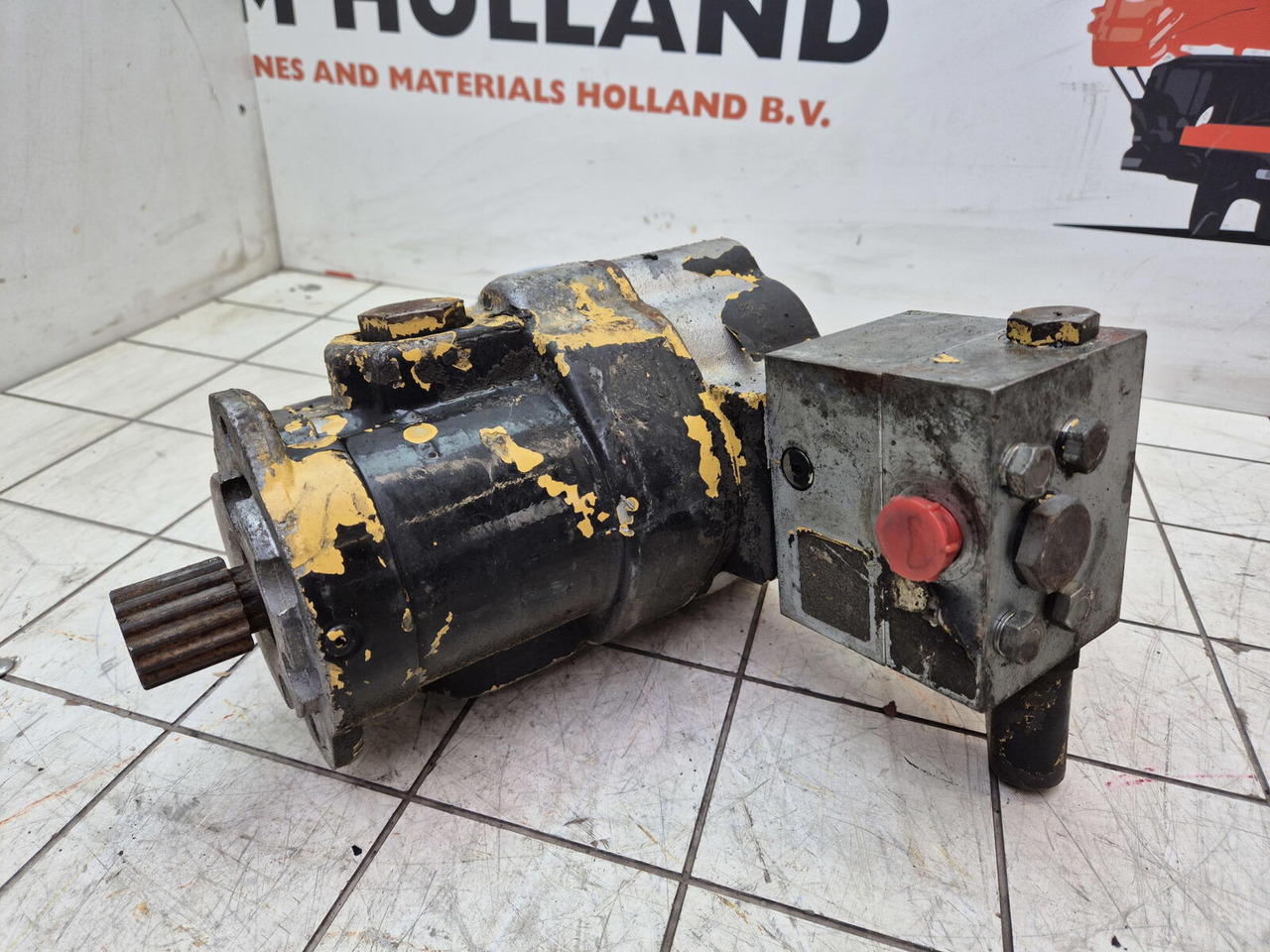 Grove AT 422 emergency steering pump - Hidrauliskais sūknis - Autoceltnis: foto 1 Grove AT 422 emergency steering pump - Hidrauliskais sūknis - Autoceltnis: foto 1