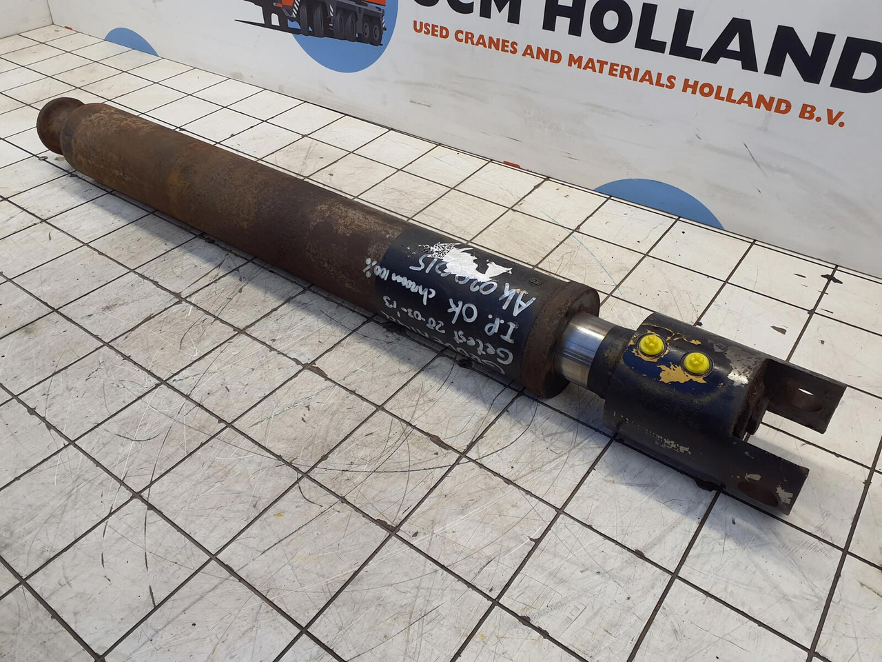 Grove AT 422 outrigger cylinder - Hidrauliskais cilindrs - Celtnis: foto 3 Grove AT 422 outrigger cylinder - Hidrauliskais cilindrs - Celtnis: foto 3