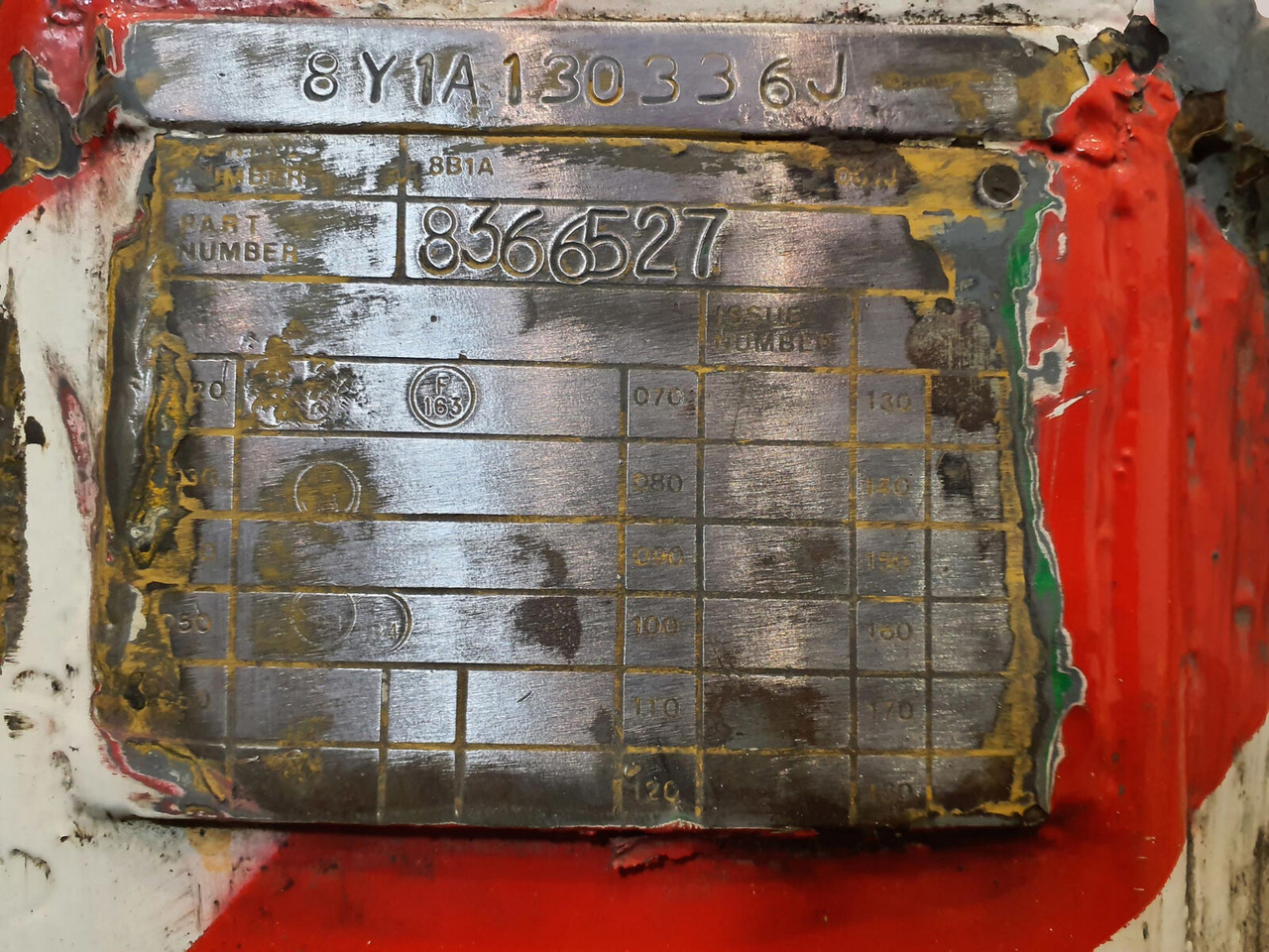 Grove AT 633 outrigger beam complete rear - Piekare - Autoceltnis: foto 5 Grove AT 633 outrigger beam complete rear - Piekare - Autoceltnis: foto 5