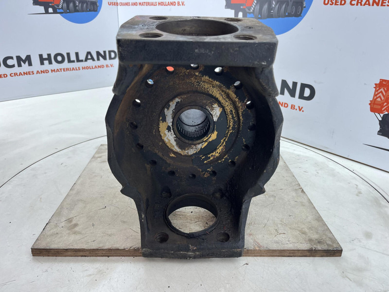 Grove AT 750 BE Steering knuckle 16 holes - Grozāmass - Celtnis: foto 5 Grove AT 750 BE Steering knuckle 16 holes - Grozāmass - Celtnis: foto 5