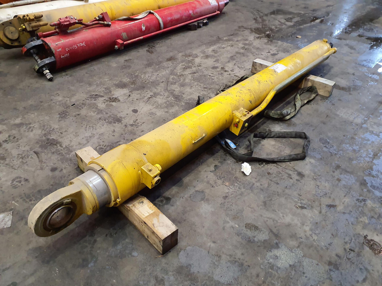 Grove GMK 2035 boom cylinder - Hidrauliskais cilindrs - Autoceltnis: foto 3 Grove GMK 2035 boom cylinder - Hidrauliskais cilindrs - Autoceltnis: foto 3