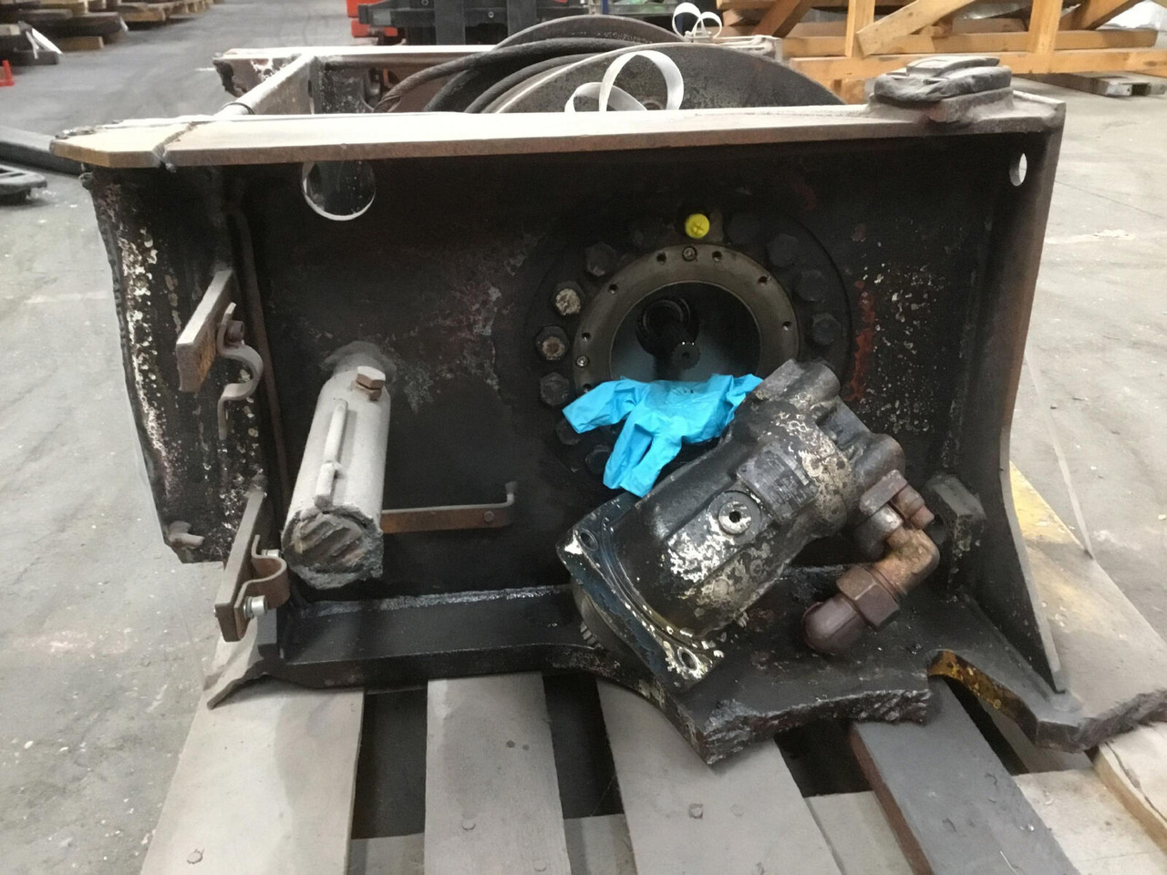 Grove GMK 2035 winch - Vinča - Autoceltnis: foto 5 Grove GMK 2035 winch - Vinča - Autoceltnis: foto 5