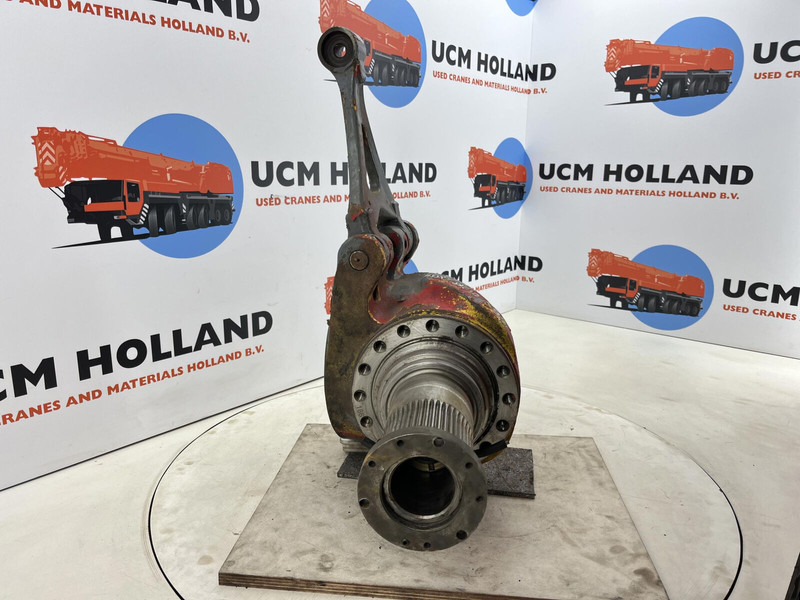 Grove GMK 3050 Steering knuckle axle 1 and 2 left - Grozāmass: foto 2 Grove GMK 3050 Steering knuckle axle 1 and 2 left - Grozāmass: foto 2