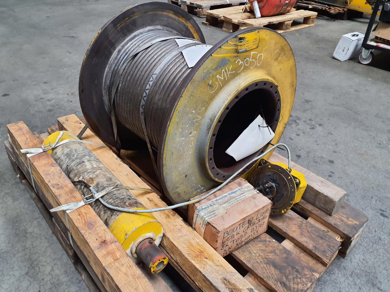 Grove GMK 3050 winch - Vinča - Autoceltnis: foto 3 Grove GMK 3050 winch - Vinča - Autoceltnis: foto 3