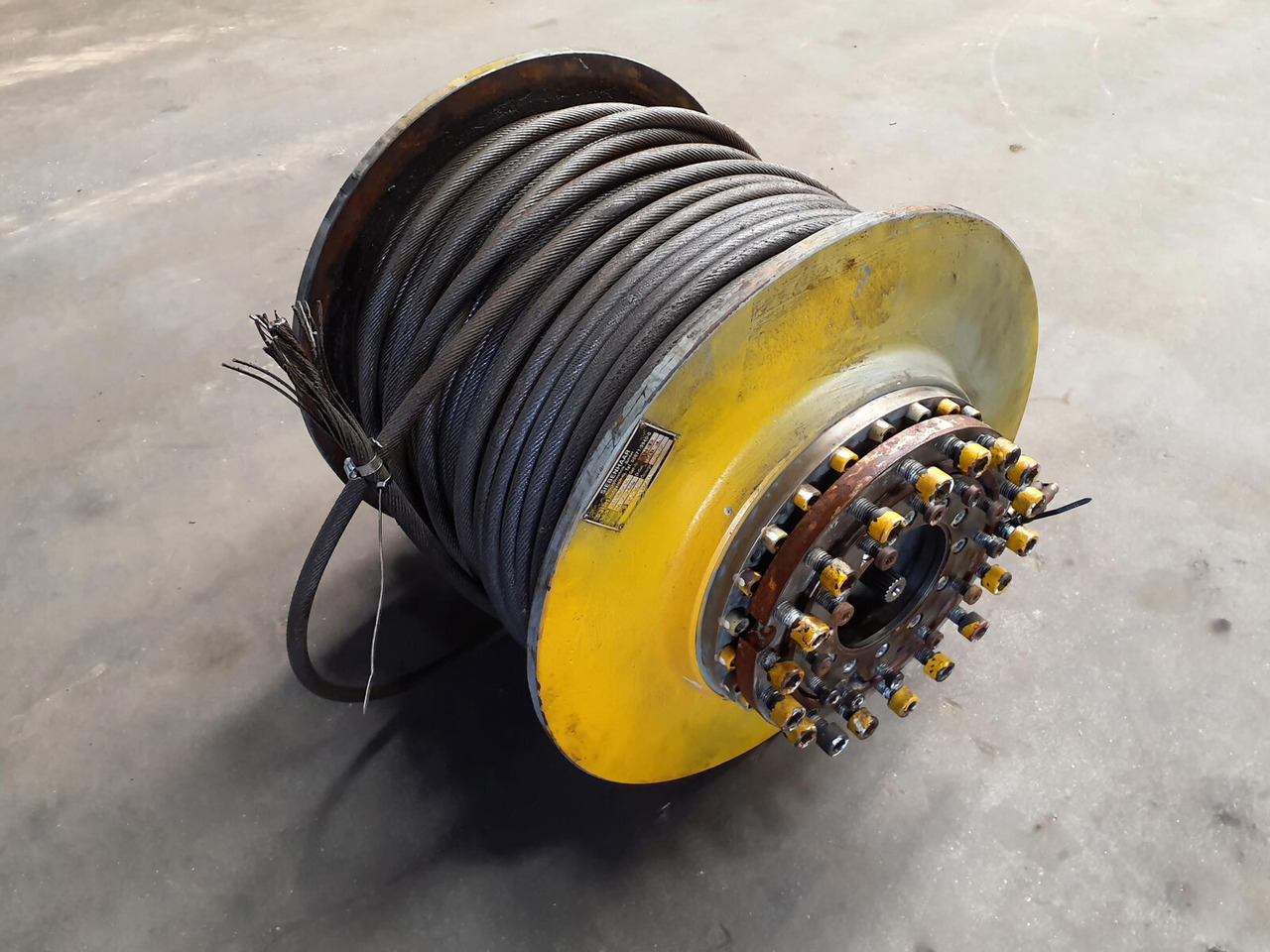 Grove GMK 3050 winch complete with brake - Vinča - Autoceltnis: foto 3 Grove GMK 3050 winch complete with brake - Vinča - Autoceltnis: foto 3