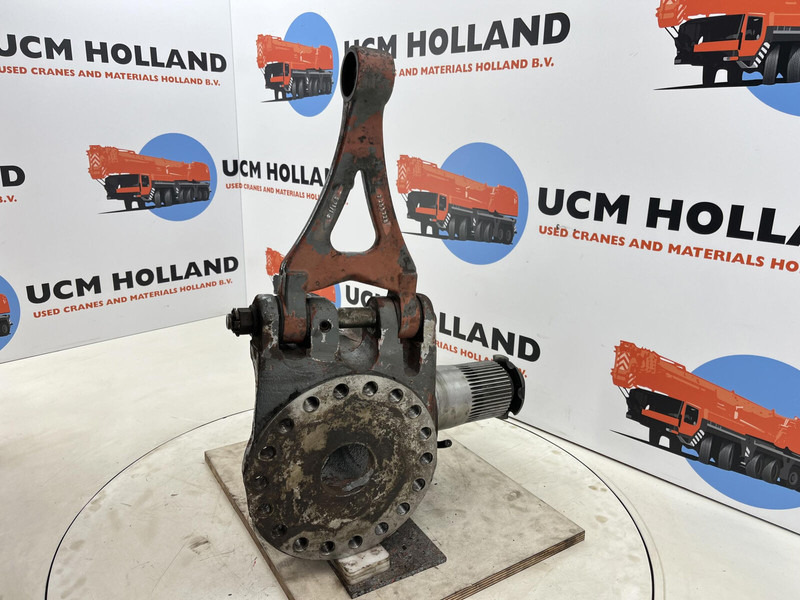 Grove GMK 3055 Steering knuckle 16 holes axle 3 right - Grozāmass: foto 5 Grove GMK 3055 Steering knuckle 16 holes axle 3 right - Grozāmass: foto 5