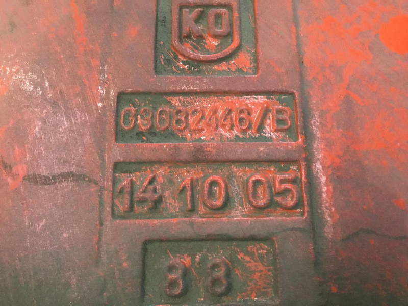 Grove GMK 3055 counterweight 2 ton - Pretsvars - Celtniecības tehnika: foto 5 Grove GMK 3055 counterweight 2 ton - Pretsvars - Celtniecības tehnika: foto 5