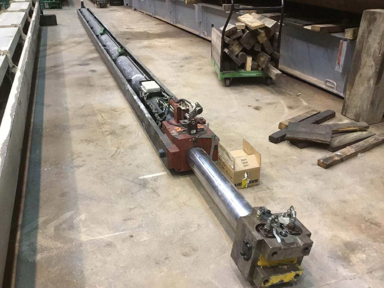 Grove GMK 4075 Telescopic boom cylinder - Hidrauliskais cilindrs - Autoceltnis: foto 1 Grove GMK 4075 Telescopic boom cylinder - Hidrauliskais cilindrs - Autoceltnis: foto 1