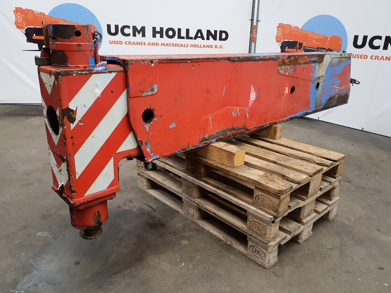 Grove GMK 5130-1 outrigger beam complete rear - Piekare - Autoceltnis: foto 2 Grove GMK 5130-1 outrigger beam complete rear - Piekare - Autoceltnis: foto 2