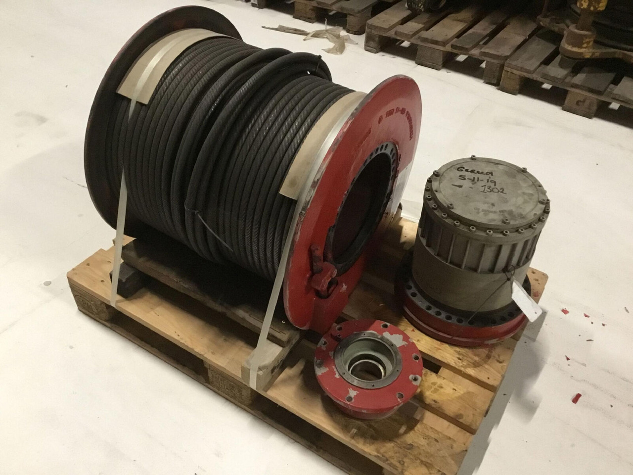 Grove GMK 5130-2 winch - Vinča - Autoceltnis: foto 2 Grove GMK 5130-2 winch - Vinča - Autoceltnis: foto 2