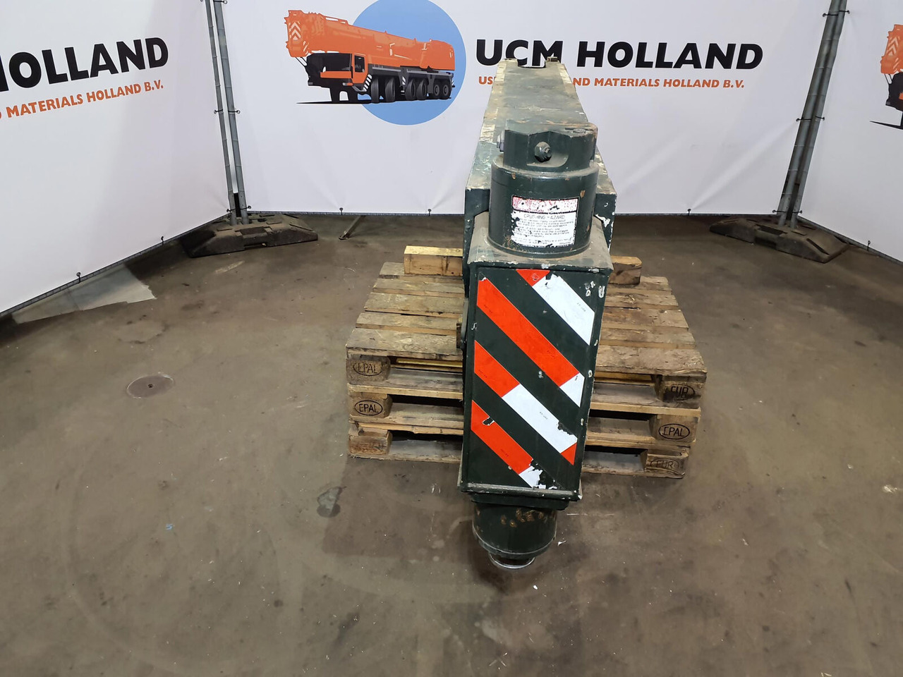 Grove GMK 5220 sliding beam rear complete - Piekare - Autoceltnis: foto 5 Grove GMK 5220 sliding beam rear complete - Piekare - Autoceltnis: foto 5