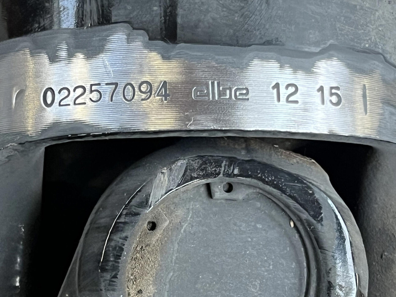 Grove GMK 6400 drive shaft axle 1 - Pusass - Celtniecības tehnika: foto 5 Grove GMK 6400 drive shaft axle 1 - Pusass - Celtniecības tehnika: foto 5