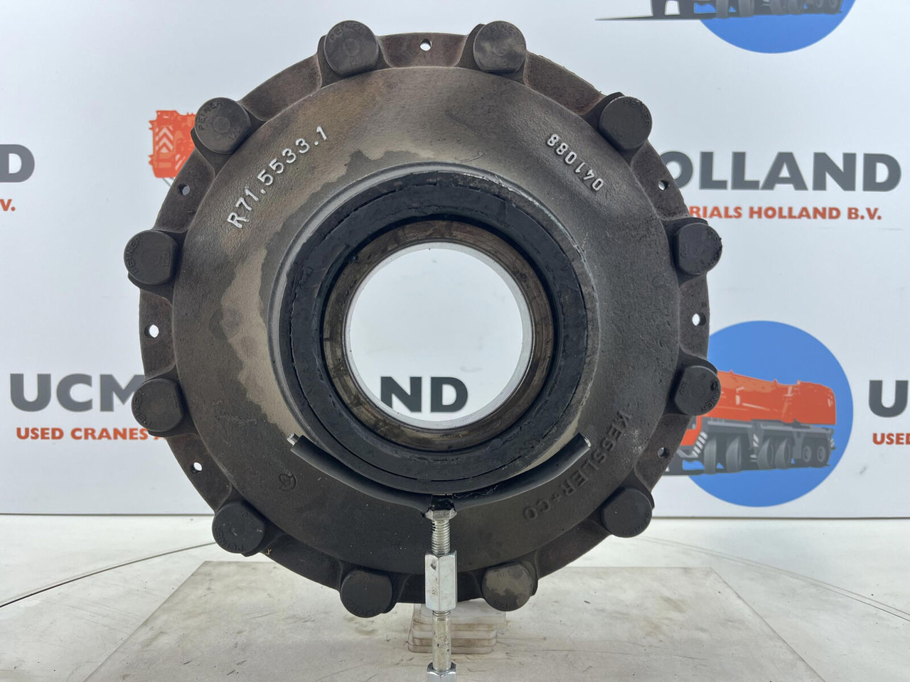 Grove GMK Megatrak wheel hub - Rumba - Celtnis: foto 5 Grove GMK Megatrak wheel hub - Rumba - Celtnis: foto 5