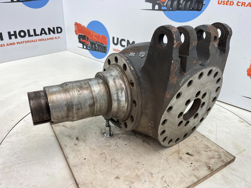 Grove GMK Steering knuckle 12 holes - Grozāmass - Celtnis: foto 1 Grove GMK Steering knuckle 12 holes - Grozāmass - Celtnis: foto 1
