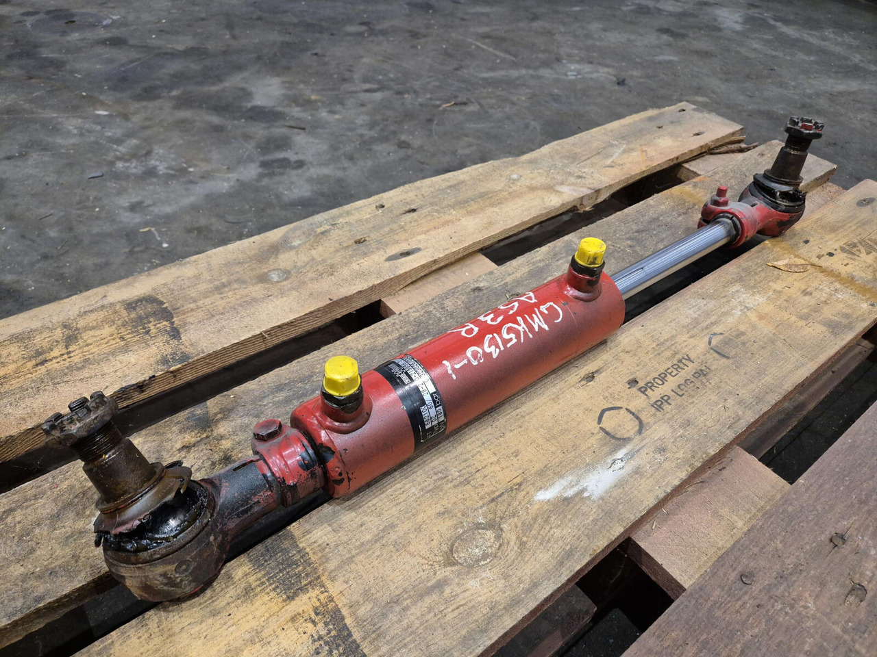 Grove GMK steering cylinder - Hidrauliskais cilindrs - Autoceltnis: foto 4 Grove GMK steering cylinder - Hidrauliskais cilindrs - Autoceltnis: foto 4