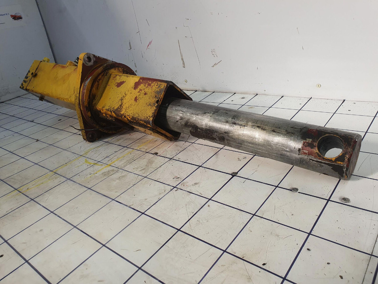 Grove Grove GMK 3050 counterweight cylinder - Hidrauliskais cilindrs - Autoceltnis: foto 3 Grove Grove GMK 3050 counterweight cylinder - Hidrauliskais cilindrs - Autoceltnis: foto 3