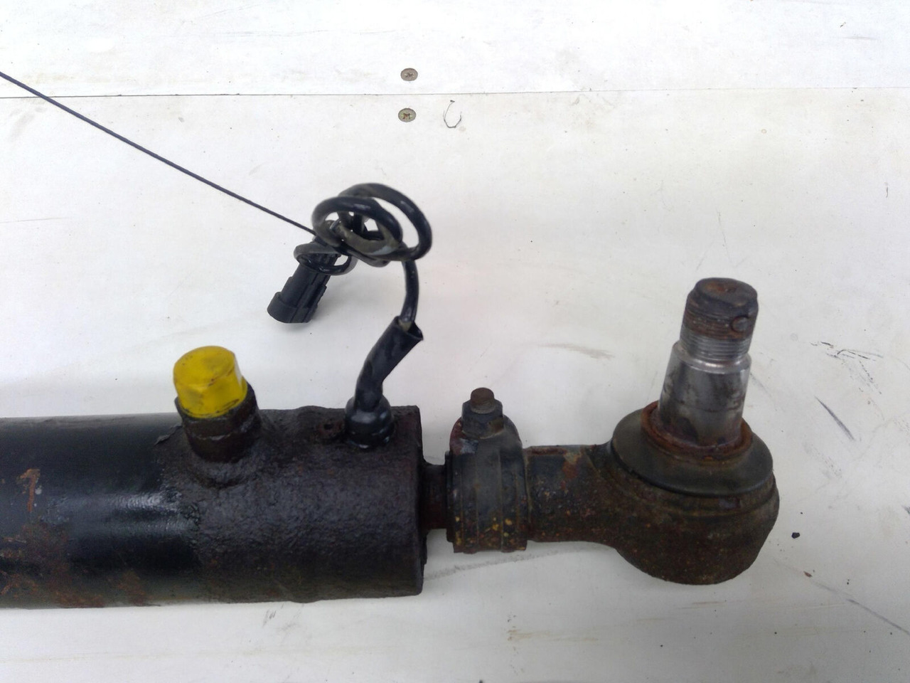 Grove Grove GMK 3055 steering cylinder axle 1 right - Hidrauliskais cilindrs - Autoceltnis: foto 3 Grove Grove GMK 3055 steering cylinder axle 1 right - Hidrauliskais cilindrs - Autoceltnis: foto 3