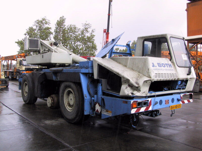 Grove KMK 3050 for parts - Autoceltnis: foto 2 Grove KMK 3050 for parts - Autoceltnis: foto 2