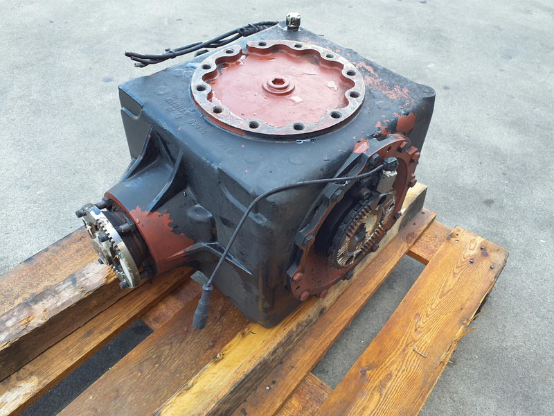 Kessler+CO GMK 3050 Diff box axle 1 - Diferenciālis - Celtnis: foto 2 Kessler+CO GMK 3050 Diff box axle 1 - Diferenciālis - Celtnis: foto 2
