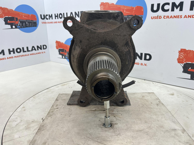 Krupp 70 GMT Steering knuckle axle 1 - Grozāmass - Celtnis: foto 2 Krupp 70 GMT Steering knuckle axle 1 - Grozāmass - Celtnis: foto 2