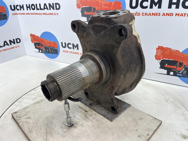 Krupp 70 GMT Steering knuckle axle 2 - Grozāmass - Celtnis: foto 1 Krupp 70 GMT Steering knuckle axle 2 - Grozāmass - Celtnis: foto 1