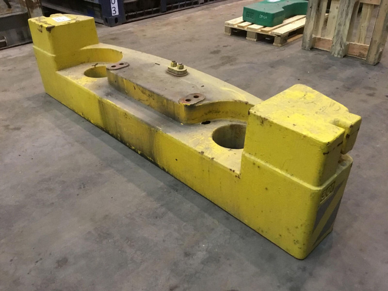 Krupp GMK 2035 counterweight 3.0 ton - Pretsvars - Celtniecības tehnika: foto 3 Krupp GMK 2035 counterweight 3.0 ton - Pretsvars - Celtniecības tehnika: foto 3