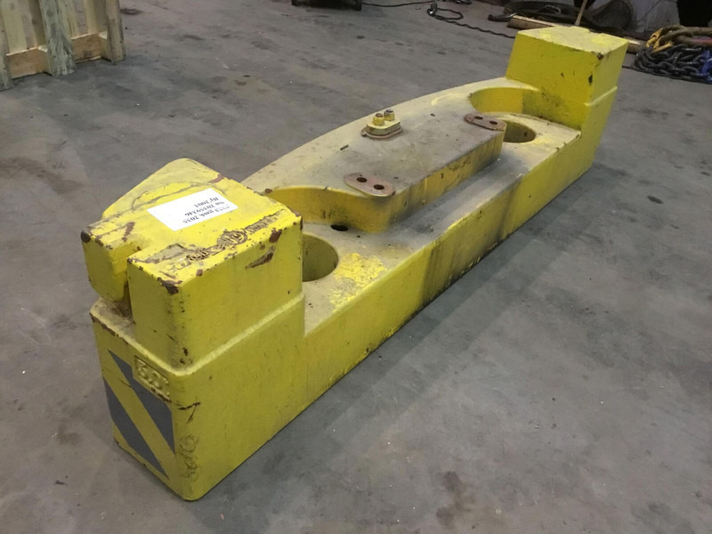 Krupp GMK 2035 counterweight 3.0 ton - Pretsvars - Celtniecības tehnika: foto 4 Krupp GMK 2035 counterweight 3.0 ton - Pretsvars - Celtniecības tehnika: foto 4