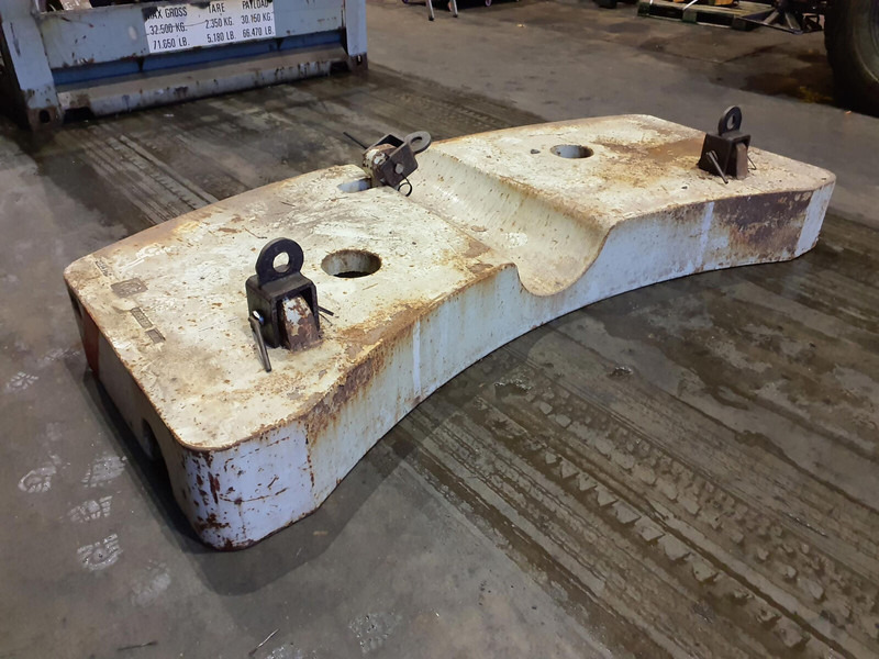 Krupp KMK 4080-5110-5120 counterweight 5,8 ton - Pretsvars - Celtniecības tehnika: foto 3 Krupp KMK 4080-5110-5120 counterweight 5,8 ton - Pretsvars - Celtniecības tehnika: foto 3
