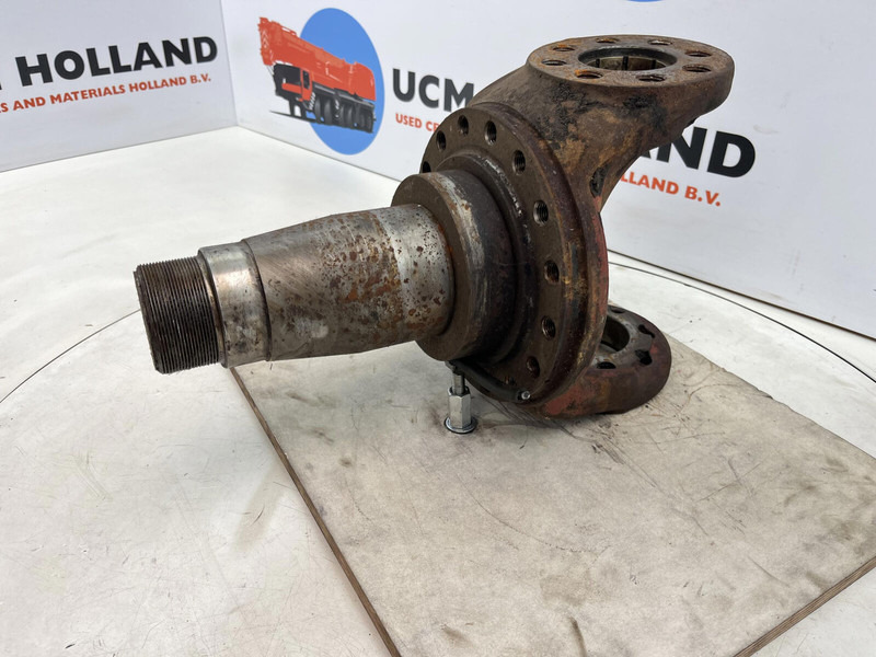Liebherr LT 1090 Steering knuckle 16 holes - Grozāmass - Celtnis: foto 1 Liebherr LT 1090 Steering knuckle 16 holes - Grozāmass - Celtnis: foto 1