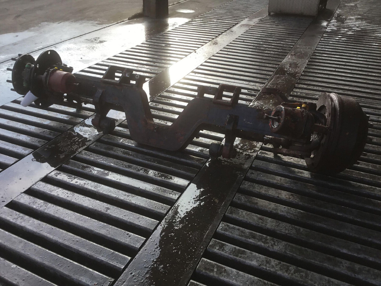 Liebherr LT 1160 axle 4 - Asis un rezerves daļas - Autoceltnis: foto 4 Liebherr LT 1160 axle 4 - Asis un rezerves daļas - Autoceltnis: foto 4