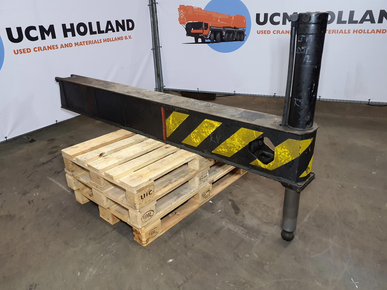 Liebherr LTM 1035/2 sliding beam complete - Piekare - Celtnis: foto 1 Liebherr LTM 1035/2 sliding beam complete - Piekare - Celtnis: foto 1