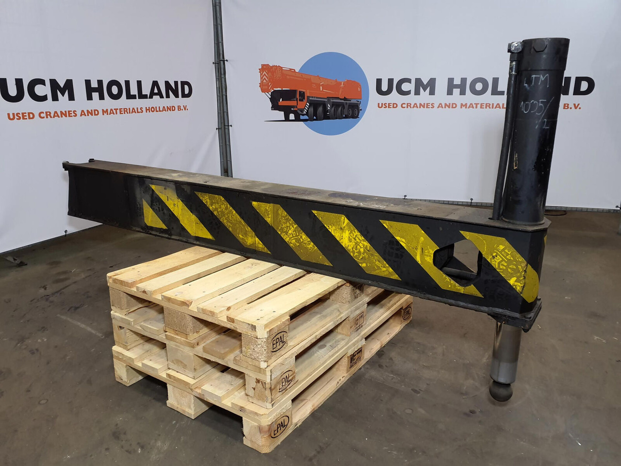 Liebherr LTM 1035/2 sliding beam complete - Piekare - Autoceltnis: foto 1 Liebherr LTM 1035/2 sliding beam complete - Piekare - Autoceltnis: foto 1