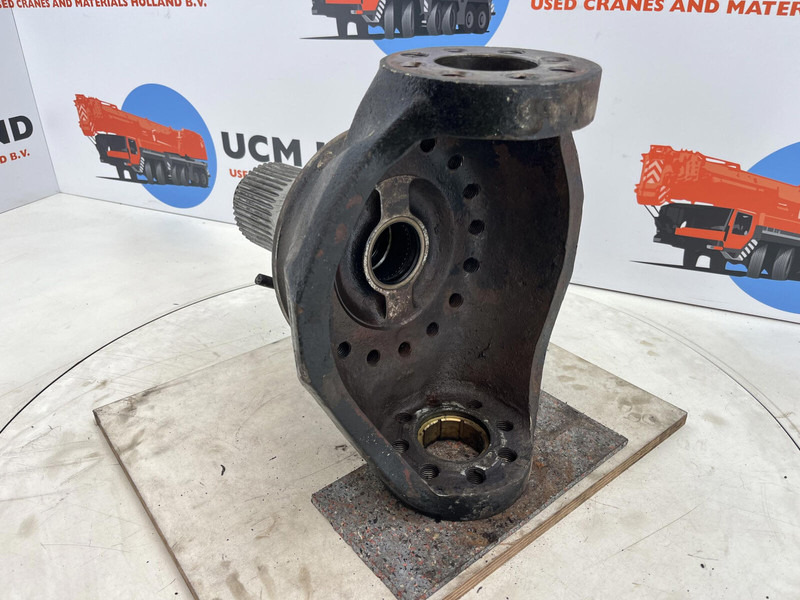 Liebherr LTM 1035 Steering knuckle 16 holes axle 1 - Grozāmass - Celtnis: foto 4 Liebherr LTM 1035 Steering knuckle 16 holes axle 1 - Grozāmass - Celtnis: foto 4