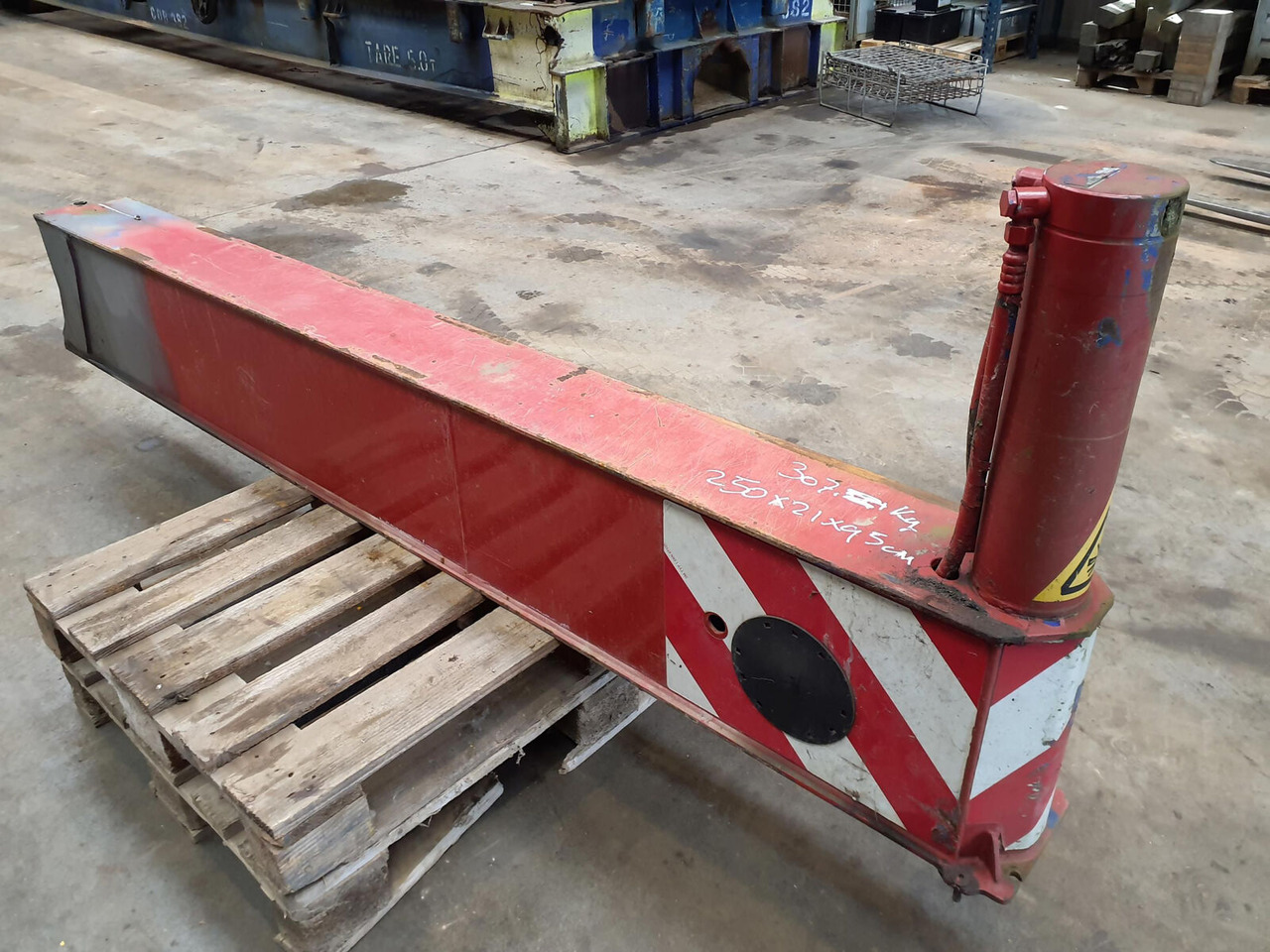 Liebherr LTM 1040-2.1 outrigger complete - Piekare - Autoceltnis: foto 1 Liebherr LTM 1040-2.1 outrigger complete - Piekare - Autoceltnis: foto 1