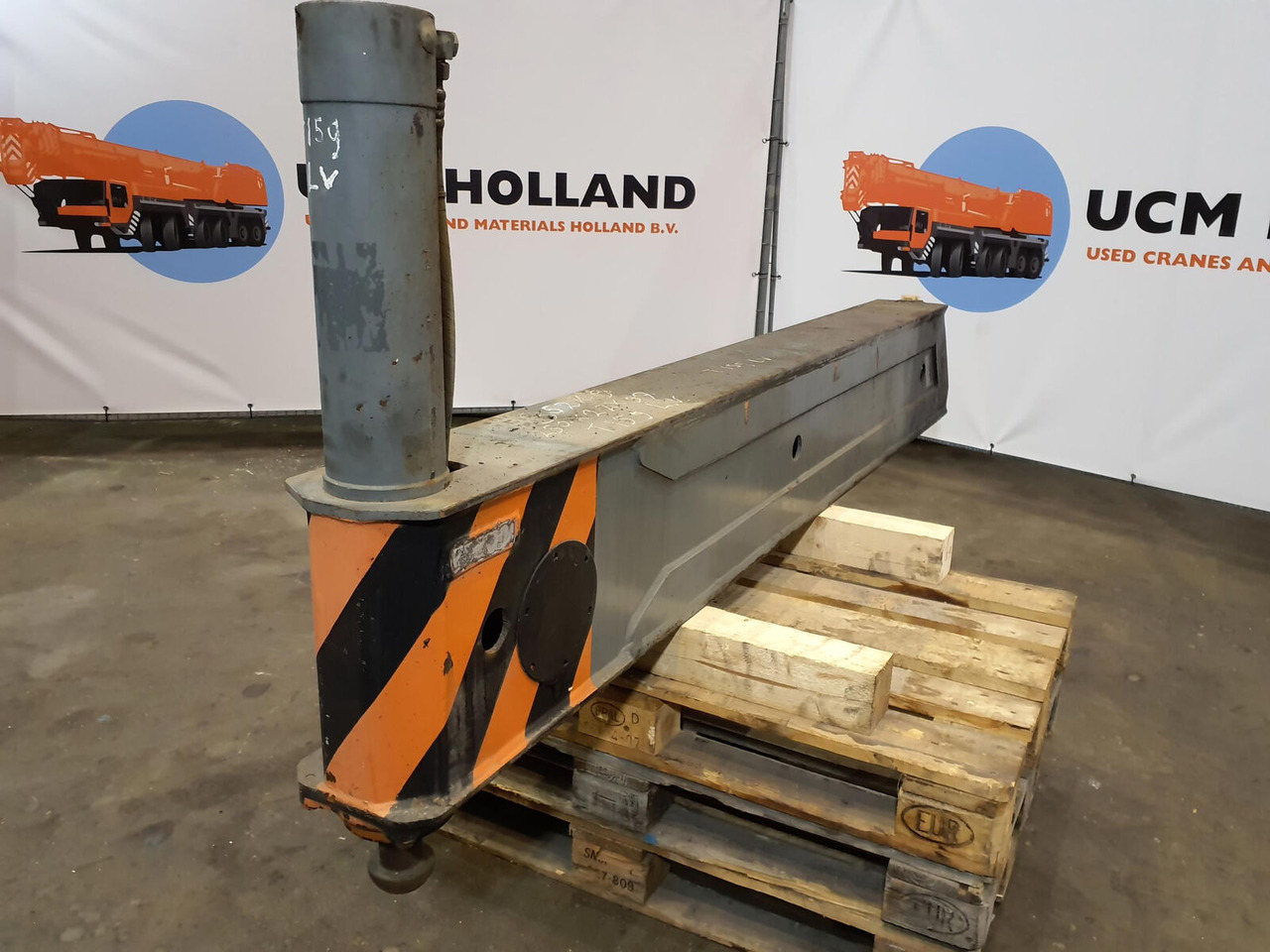 Liebherr LTM 1050-1 sliding beam complete front - Piekare - Autoceltnis: foto 2 Liebherr LTM 1050-1 sliding beam complete front - Piekare - Autoceltnis: foto 2