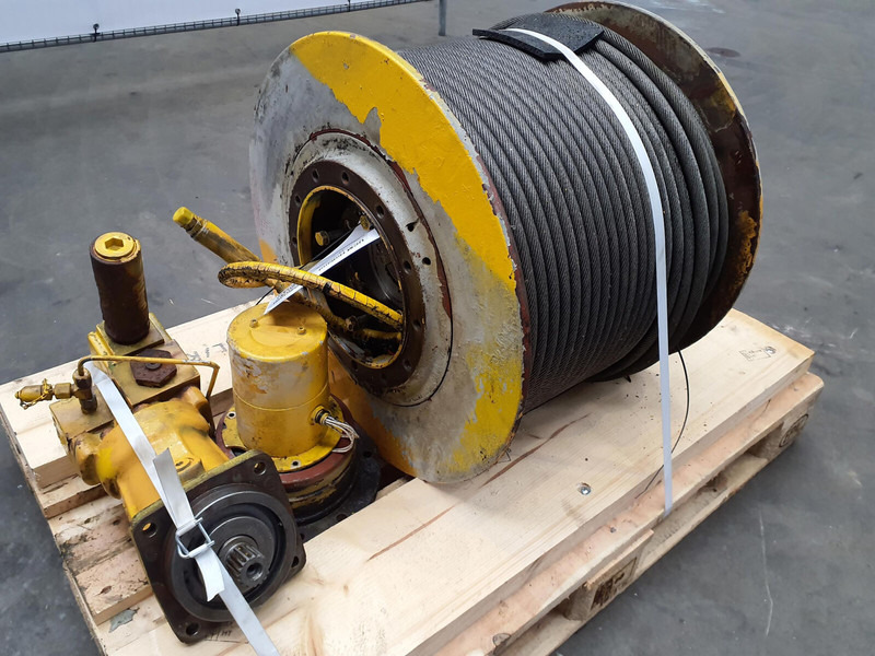 Liebherr LTM 1050 hoist gear - Celtnis-manipulators: foto 1 Liebherr LTM 1050 hoist gear - Celtnis-manipulators: foto 1