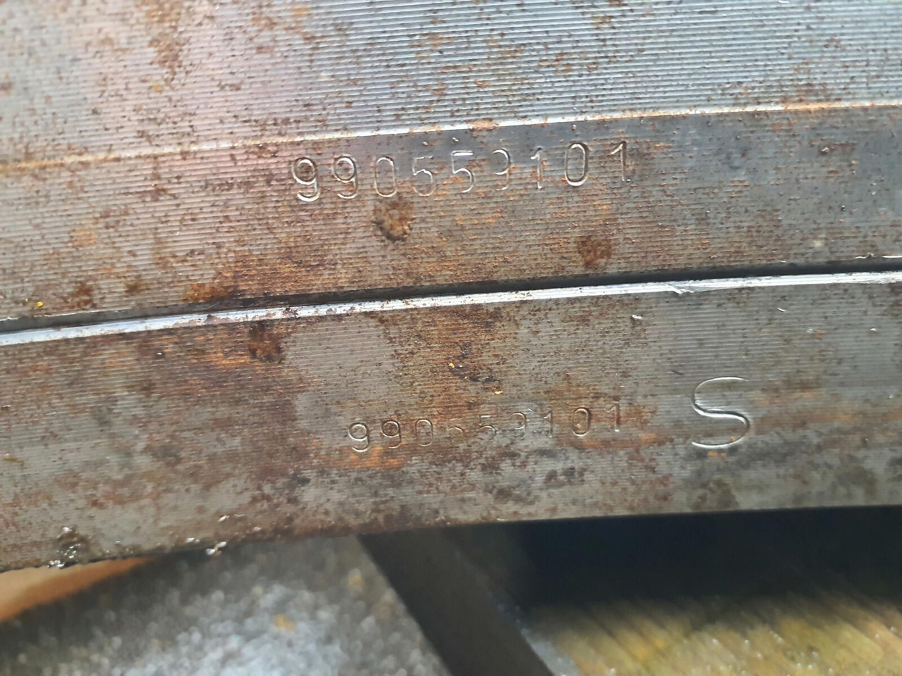 Liebherr LTM 1050 slew ring - Devēja gredzens - Autoceltnis: foto 4 Liebherr LTM 1050 slew ring - Devēja gredzens - Autoceltnis: foto 4