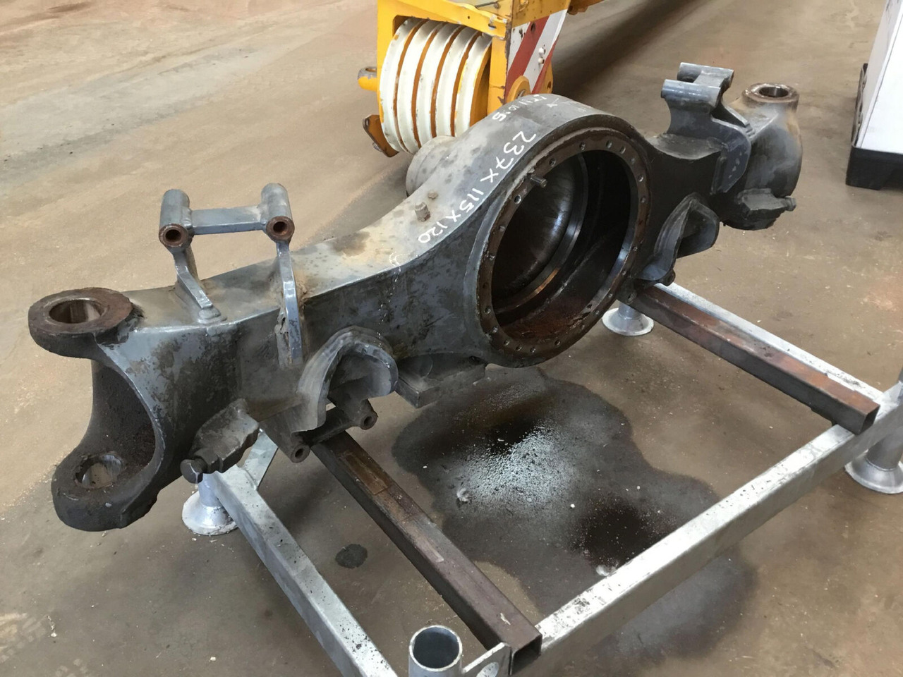 Liebherr LTM 1055-3.2 axle housing axle 2 - Asis un rezerves daļas - Autoceltnis: foto 3 Liebherr LTM 1055-3.2 axle housing axle 2 - Asis un rezerves daļas - Autoceltnis: foto 3