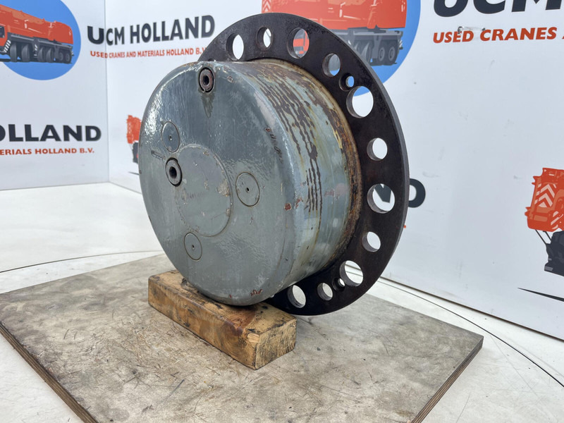 Liebherr LTM 1055-3.2 planetary gear 21-21-63-40-3pl-46 - Piekare - Celtnis: foto 2 Liebherr LTM 1055-3.2 planetary gear 21-21-63-40-3pl-46 - Piekare - Celtnis: foto 2