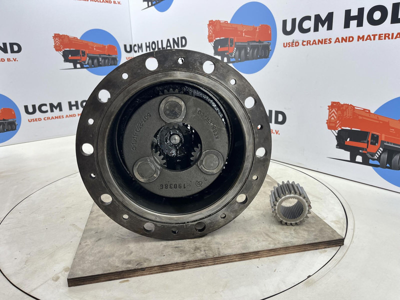 Liebherr LTM 1060 planetary gear 21-21-63-38-46-3pl-H135 - Piekare - Celtnis: foto 4 Liebherr LTM 1060 planetary gear 21-21-63-38-46-3pl-H135 - Piekare - Celtnis: foto 4